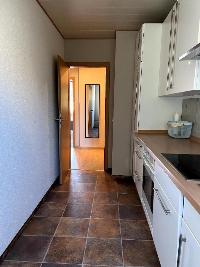 Cosy, Modern 1 Bedroom Apartment Мёнхен-Гладбах Экстерьер фото