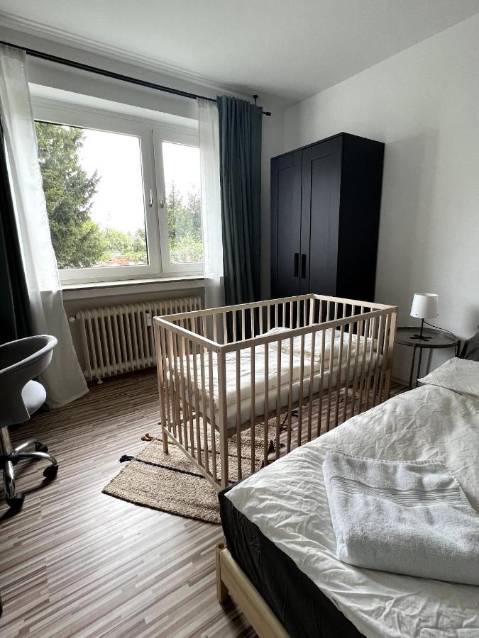 Cosy, Modern 1 Bedroom Apartment Мёнхен-Гладбах Экстерьер фото